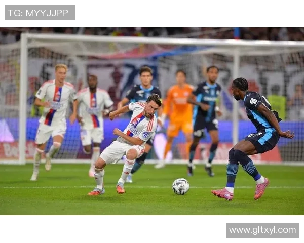 2017法甲精彩对决里昂迎战摩洛哥球队展现足球魅力 2017法甲精彩对决里昂迎战摩洛哥球队展现足球魅力