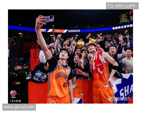 上海久事与山东男篮激战正酣谁能在这场对决中笑到最后 上海久事与山东男篮激战正酣谁能在这场对决中笑到最后